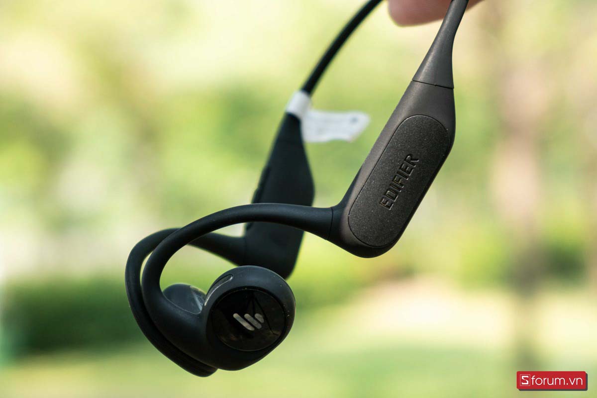 Trên tay tai nghe Edifier Comfo Run: Thiết kế bám tai chắc chắn, chất âm sôi động, có kháng nước, giá khoảng 1.49 triệu 10 Review danh gia tai nghe edifier comfo run 10