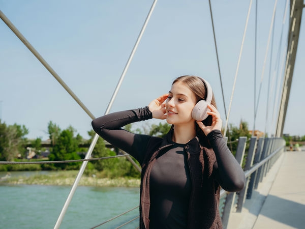 Tai nghe Bluetooth – Tự do trải nghiệm, trọn vẹn âm thanh 3 Tai nghe Bluetooth