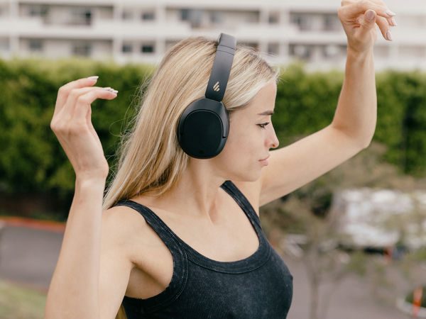 Edifier Atom Max - Tai nghe bluetooth chống ồn chủ động 2 Tai nghe Bluetooth