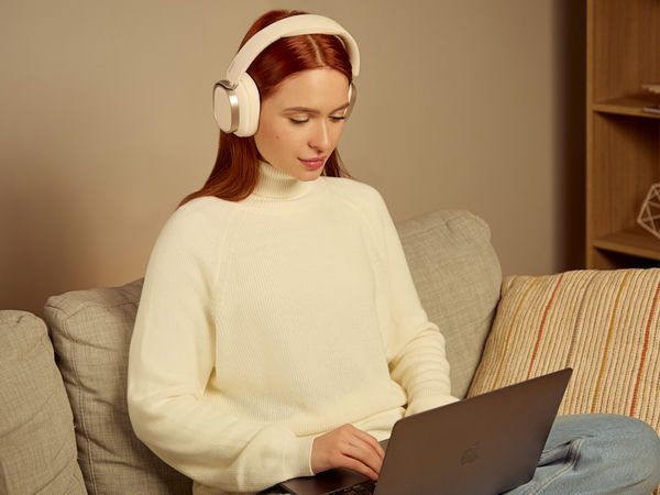 Tai nghe bluetooth – Giải pháp song hành học tập & giải trí 2 Tai nghe Bluetooth