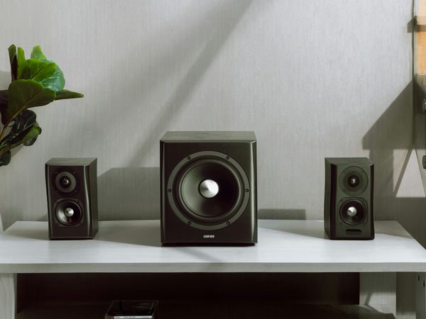 Loa máy tính biến bàn học thành sân khấu mini 6 Loa máy tính