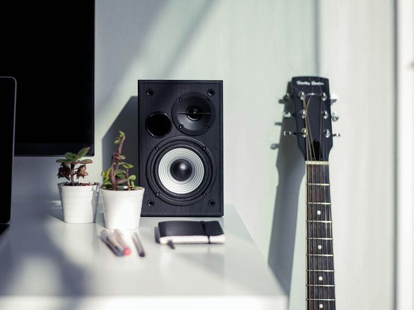 Top 4 mẫu loa máy tính 2.0 cao cấp của Edifier 2 Loa máy tính