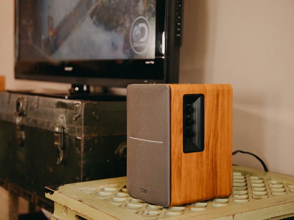 4 loa máy tính Edifier – Hoàn hảo giữa công nghệ & nghệ thuật 1 Loa máy tính