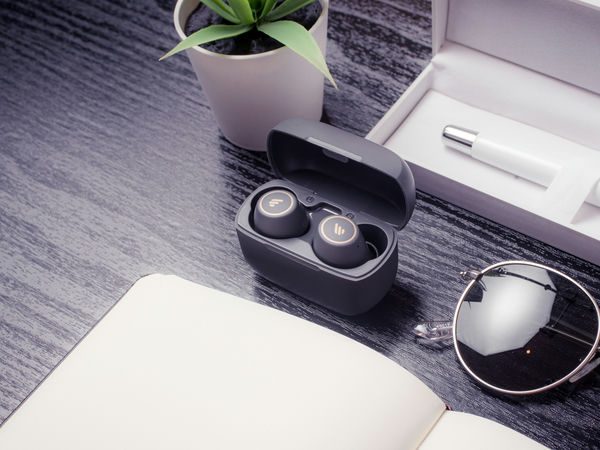 Tai nghe Bluetooth đem đến âm nhạc không ngắt quãng 3 Tai nghe Bluetooth