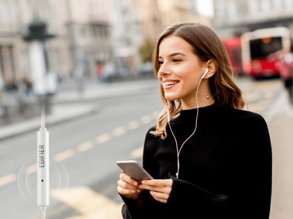 Đàm Thoại Trong Trẻo & Điều Khiển Dễ Dàng