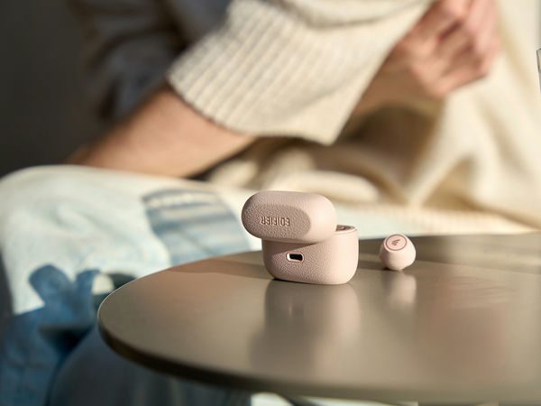 Tai nghe Bluetooth – Khi sự tiện lợi và âm thanh hòa thành một 6 Tai nghe Bluetooth