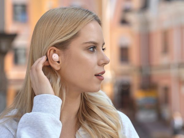 Từ gym đến công sở: Tai nghe Bluetooth Edifier luôn sẵn sàng 5 Tai nghe Bluetooth