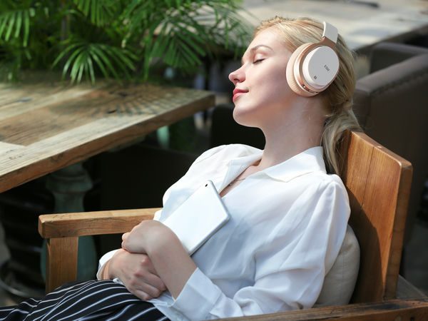 Từ gym đến công sở: Tai nghe Bluetooth Edifier luôn sẵn sàng 7 Tai nghe Bluetooth