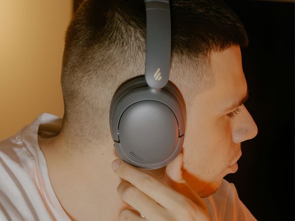 Tai nghe Bluetooth: Tự do từng bước, sống trọn từng nhịp 3 Tai nghe Bluetooth