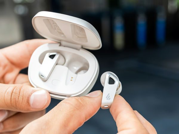 So sánh tai nghe Bluetooth in-ear và over-ear: Lời khuyên chuyên gia 1 Tai nghe Bluetooth